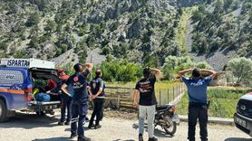 Isparta'da Kayalıklarından Düşen Emekli Polis Memuru Hayatını Kaybetti