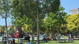 İstanbul'da Bayram Coşkusu: Sahil ve Parklar Dolu