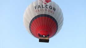 Kapadokya'da Öğretmen ve Öğrenciler Gökyüzünde Kitap Okudu