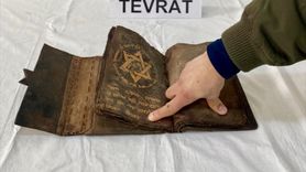 Kırşehir'de 700 Yıllık Tevrat Ele Geçirildi