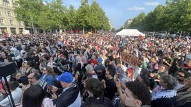 Paris'te Madleen Gönüllüleri İçin Gösteri Düzenlendi