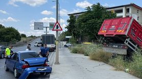 Sancaktepe'de Zincirleme Trafik Kazası: İki Yaralı