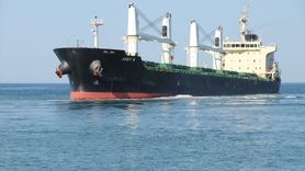 Tekirdağ'da Karaya Oturan Geminin Kurtarma Çalışmaları Devam Ediyor