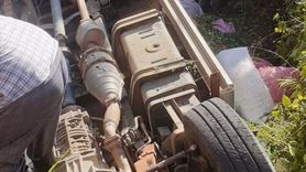 Trabzon'da Çay Yüklü Kamyon Devrildi, 9 Yaralı