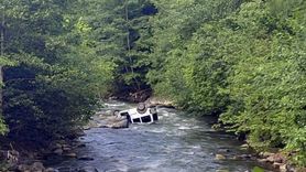 Trabzon'da Dereye Devrilen Araçta İki Kişi Hayatını Kaybetti