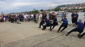 Trabzon'da Yağlı Direk Yarışması Coşkuyla Gerçekleşti