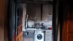 Uşak'ta Yangın: 3 Kişi Dumandan Etkilendi