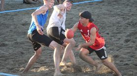 17 Yaş Altı EHF Avrupa Plaj Hentbolu Şampiyonası Alanya'da Devam Ediyor