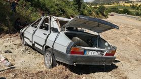 Amasya'da Şarampole Devrilen Otomobilde 4 Yaralı