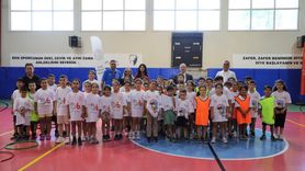 Antalya'da Hentbol Eğitimiyle Çocukların Gelişimi Destekleniyor