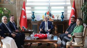 Bakan Işıkhan, Bitlis'te Çalışma Hayatı Buluşmalarında Terörü Değil Kalkınmayı Vurguladı