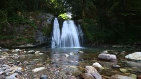 Canikdere Şelalesi: Trabzon'un Sakin Cenneti