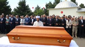 Cevdet Yılmaz Yeğeni Şiyar Güneş'in Cenazesine Katıldı