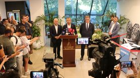 CHP Genel Başkanı Özgür Özel İzmir Büyükşehir Belediyesini Ziyaret Etti