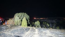 Çorum'da Tarladan Ormana Sıçrayan Yangın Kontrol Altına Alındı