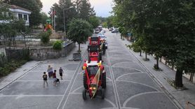 Düzce'de Sünnet Düğününde Traktör Konvoyu