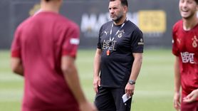 Galatasaray Yeni Sezon Hazırlıklarını Sürdürüyor