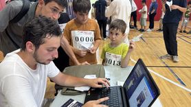 Gaziosmanpaşa'da Filistin Temalı Kağıt Uçak Yarışması