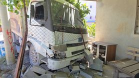 Kamyon Fren Arızası Sonucu Kaza Yaptı