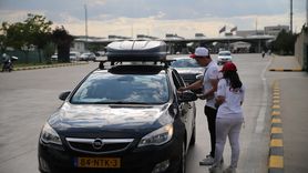 Kapıkule Sınır Kapısı'nda Gurbetçilere Sıcak Karşılama