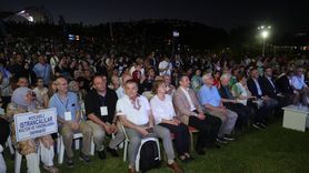 Kocaeli'de 2. Uluslararası Balkan Halk Oyunları Festivali Coşkuyla Başladı