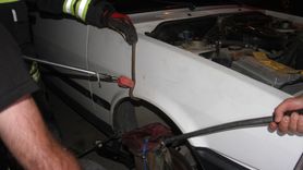 Konya'da Jant İçine Giren Yılan İtfaiye Tarafından Kurtarıldı