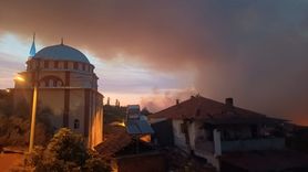 Manisa'da Orman Yangınlarına Havadan ve Kara Ekipleriyle Müdahale Devam Ediyor