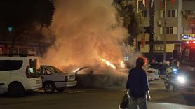 Muğla'da Park Halindeki Araçlar Alev Alev yandı