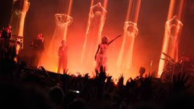 Norveçli Şarkıcı Aurora İstanbul'da Unutulmaz Bir Konser Verdi