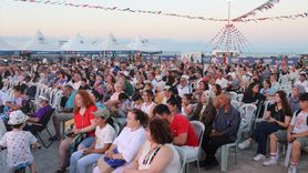 Samsun'da 35. Uluslararası Halk Oyunları Festivali Hız Kesmeden Devam Ediyor
