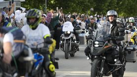 Srebrenitsa'da Anma Etkinlikleri: 'Barış Yürüyüşü' ve Motosiklet Maratonu