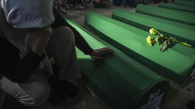 Srebrenitsa Soykırımı'nın 30. Yıldönümü Anması: 7 Kurban Duygusal Bir Törenle Toprağa Veriliyor