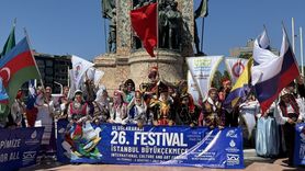 Uluslararası İstanbul Büyükçekmece Kültür ve Sanat Festivali Taksim Meydanı'nda Başladı