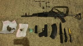 Adıyaman'da Araçta Silah ve Uyuşturucu Yakalandı