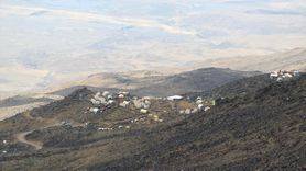 Ağrı Dağı'nda Zorlu Zirve Tırmanışı