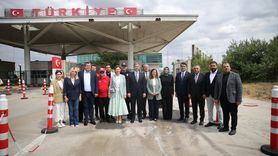 AK Parti Genel Başkan Yardımcısı Sırakaya, Gurbetçilerle Kapıkule'de Buluştu