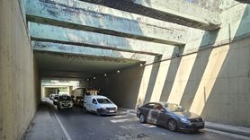 Bağcılar'da Alt Geçitteki Düşen Betonlar Trafiği Olumsuz Etkiledi