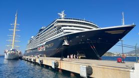 Bodrum'a İki Kruvaziyerle 959 Yolcu İndi