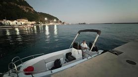 Çeşme'den Sisam'a Sürüklenen Tekne Türkiye'ye Döndü