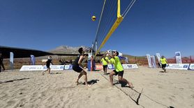 Erciyes'te Plaj Voleybolu Turnuvası Heyecanı Başladı
