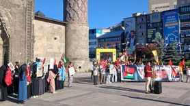 Erzurum'da Sağlık Çalışanlarından Gazze'ye Destek Yürüyüşü