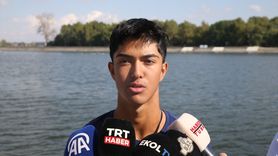 Genç Kürekçilerin Meriç Nehri'ndeki Hazırlıkları