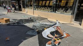 İstanbul'da Fırtına Hayatı Olumsuz Etkiledi