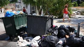 İzmir'de Çöp Krizi: Sıcak Hava ve Artan Şikayetler