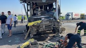 Mardin'de Otobüs ve Tır Çarpıştı: 10 Yaralı