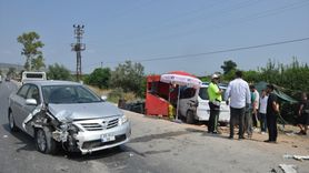 Mersin'de Park Halindeki Araca Çarpan Sürücü Kaçtı