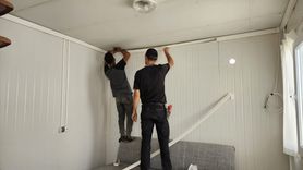 Mersin'deki Yangın Sonrası Konteyner Desteği