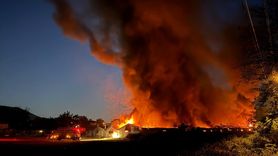 Sakarya'daki Boyahanede Yangın Kontrol Altına Alındı