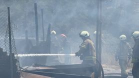 Ümraniye'de Kömürlük Yangını Kontrol Altına Alındı