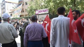 Van'da Aileler Evlat Nöbetine Devam Ediyor